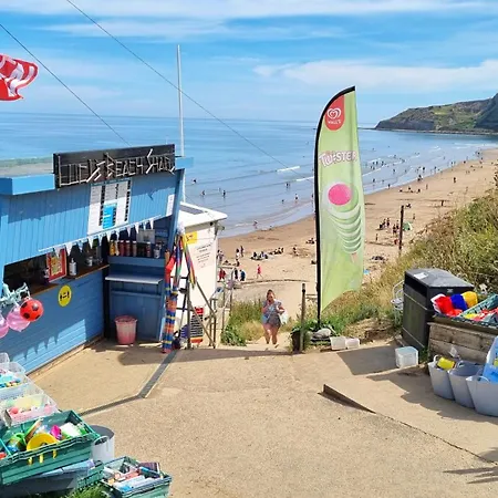 The Bay - Corner Holiday home